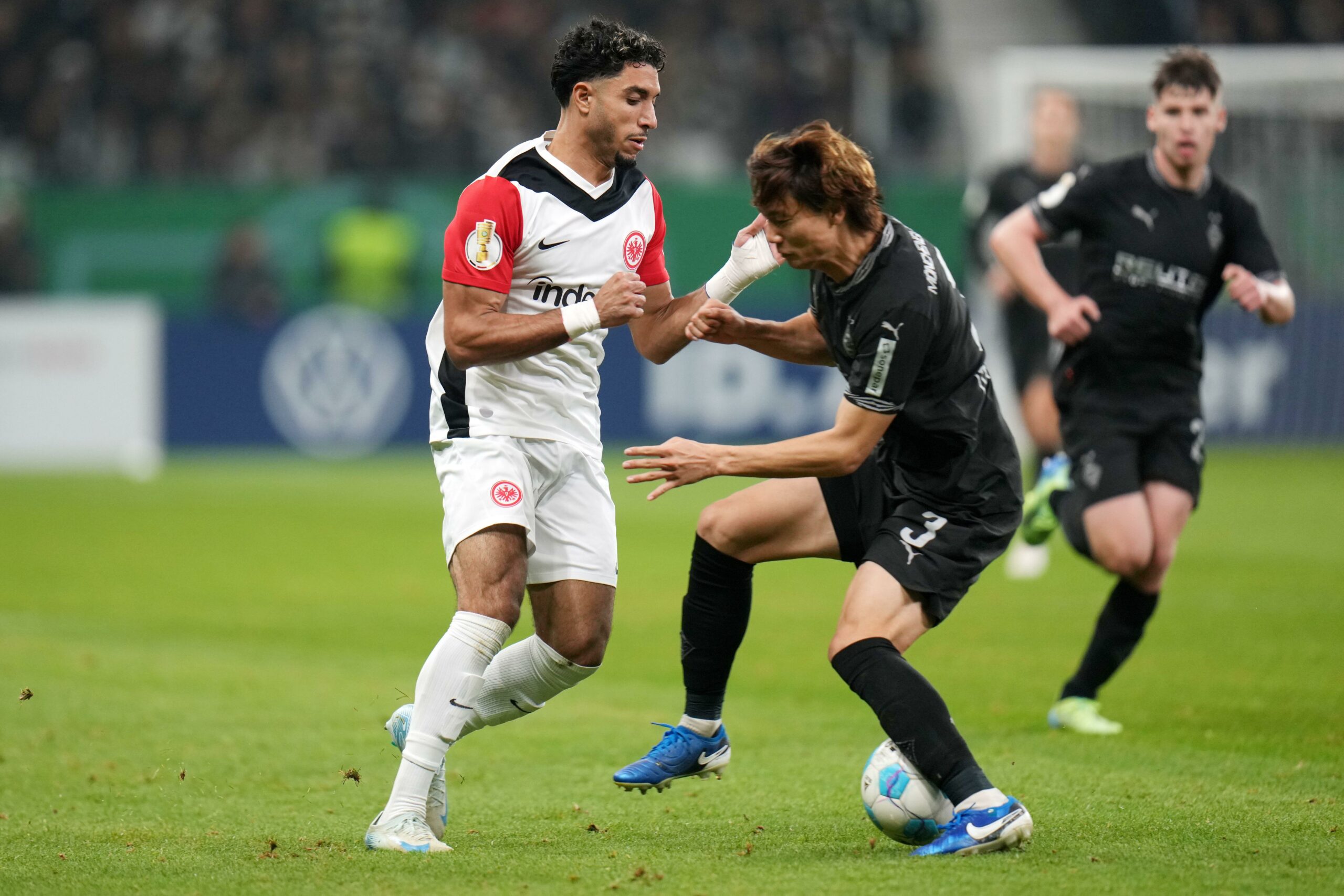 Frankfurt vs Slavia Prague Prediction: Tactical Edge and Score Forecast for Europa League Clash