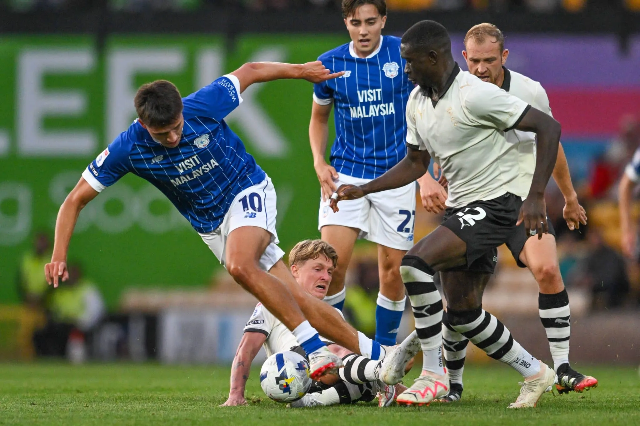 Cardiff vs Swindon Prediction: Bluebirds Poised for Comfortable FA Cup Progress