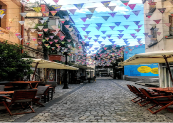 7 Expert Tips for a Smooth Plovdiv to Sofia Journey: Your Ultimate Guide